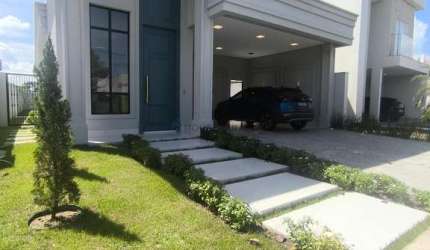 Linda Casa Nova a Venda No Condomínio Belvedere II
