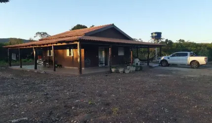 sitio de 14 hectares localizado na região do Distrito da Guia
