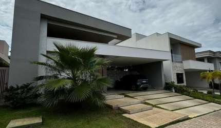 Casa a Venda com 4 Suítes - MOBILIADA - no Florais do Valle