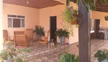 Casa grande com edícula Cuiabá