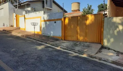 Vende - se Excelente Casa No Bairro Santa Cruz