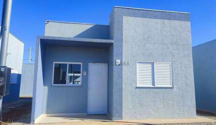 Alugo Casa Condomínio