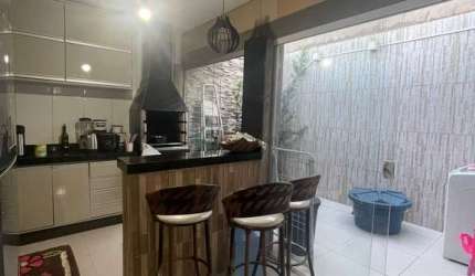 CASA A VENDA NO CONDOMINIO RIO JANGADA