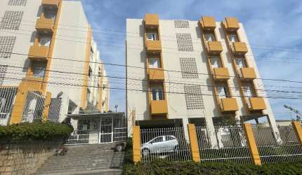 Apartamento em Coqueiros