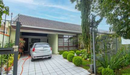 Casa Térrea de Rua com 4 dormitórios à venda, 123 m² - São Braz - Curitiba/PR