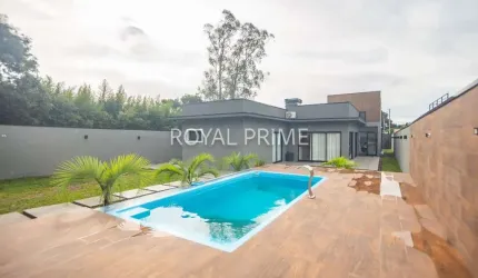 Casa de Rua com Edícula, Piscina e 3 quartos à venda - 270 m2 - Jardim das Acácias, Quatro Barras-PR