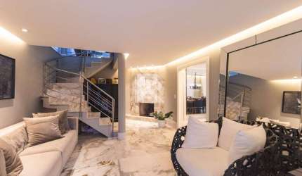 Casa com jardim, 3 Suítes à Venda, 305,95 m² - Santa Felicidade - Curitiba/PR