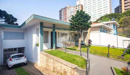 Casa Comercial com Estacionamento e Espaço Externo à venda, 373m² - Bigorrilho - Curitiba/PR