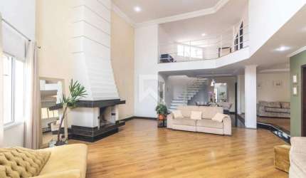 Casa Alto Padrão para Locação – 4 Quartos, 5 Banheiros, 5 Vagas – São Braz, Curitiba