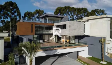 Casa de Luxo Mobiliada em Condomínio, 4 suítes, Piscina, Jardim, 841m2 - p/ locação no Vista Alegre