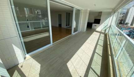 Apartamento com 4 dormitórios 4 vagas a venda em Perdizes