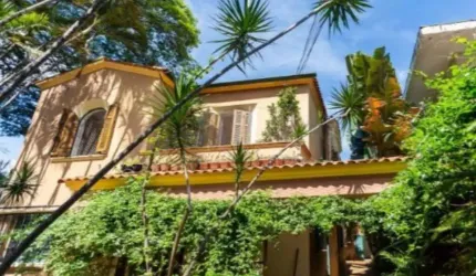 Casa com 5 dormitorios 2 vagas a venda no Jardim Paulista