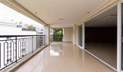 Apartamento com 5 suítes 5 vagas a venda no Panamby