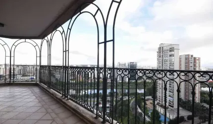 Apartamento com 4 suítes 5 vagas a venda no Panamby