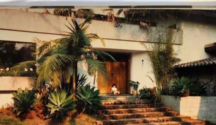 Casa com 5 suítes 6 vagas a venda na Chácara Flora