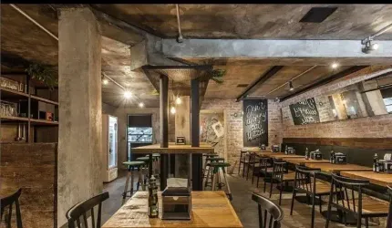 Casa comercial a venda em Higienópolis