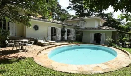 Casa com 5 dormitórios 3 vagas a venda no Panamby