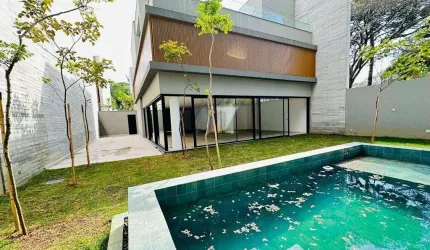 Casa em Condomínio com 4 suítes 5 vagas a venda no Brooklin
