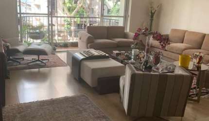 Apartamento com 4 dormitórios 2 vagas a venda em Moema