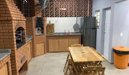 Casa com 4 Quartos e 3 banheiros à Venda no Ipiranga