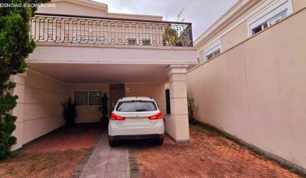 Casa em condomínio com 3 suítes 3 vagas a venda na Cidade Jardim