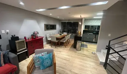 Casa em condomínio com 4 suítes 3 vagas a venda na Vila Andrade