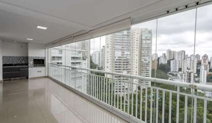 Cobertura Duplex com 4 dormitórios 3 vagas a venda na Vila Andrade