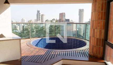 Apartamento com 4 suítes 4 vagas a venda no Morumbi