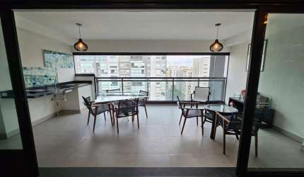 Apartamento com 3 suítes 2 vagas a venda em Moema