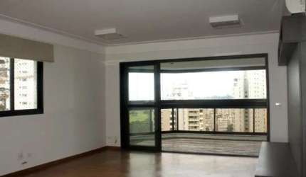 Apartamento com 4 suítes 4 vagas a venda no Panamby