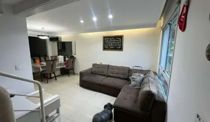 Casa com 3 dormitórios 2 vagas a venda no Jardim São Luís