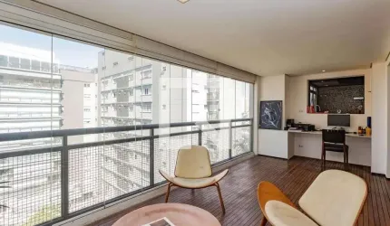 Apartamento com 3 suítes 2 vagas a venda na Saúde