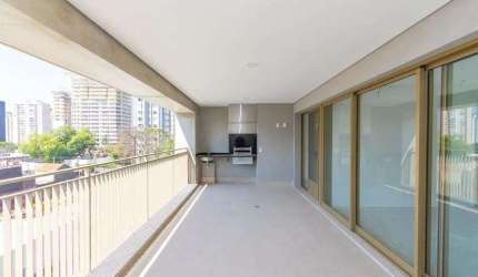Apartamento com 3 suítes 2 vagas a venda em Moema