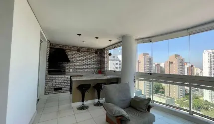 Apartamento com 04 suítes 04 vagas a venda no Panamby