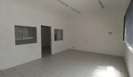 CASA NA CHÁCARA INGLESA  - Casa comercial com 16 salas 6 vagas a venda na Chácara Inglesa !