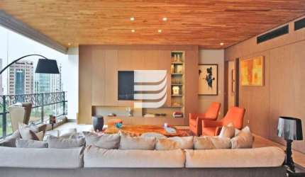 Apartamento com 3 suítes 4 vagas a venda no Itaim