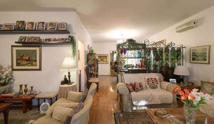 Casa com 3 dormitórios 4 vagas a venda no Brooklin Paulista