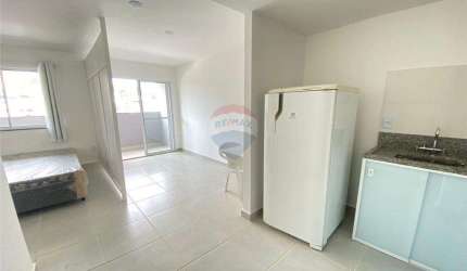 Estúdio Apartamento semi mobiliado   São Pedro, próximo a UFJF, Smart Fitness, e a todo comércio de serviços