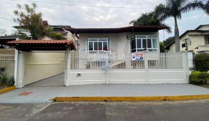 Casa a Venda no Portal da Torre com 5 quartos, 2 suítes, garagem coberta, energia fotovoltaica e solar - Oportunidade