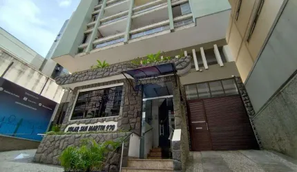 Apartamento locação, mobiliado, 2 quartos, 2 banheiros, área de serviço, sem garagem, na Rua Santo Antônio: Ó