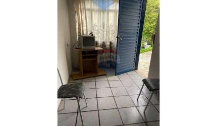 Casa para alugar 2 quartos, sala, cozinha, 1 vaga de garagem, Ideal para Alojamento de Empresas.