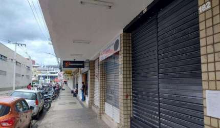 Loja no centro, reformada e ótimo preço