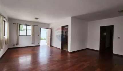 Casa 4 quartos, 2 suítes, espaço gourmet, piscina, Condomínio fechado, Novo Horizonte, Juiz de Fora