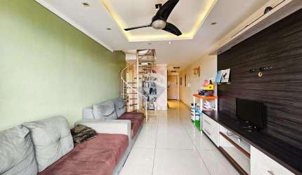 Cobertura à venda semimobiliada com 3 dormitórios, 214 m², Nossa Senhora das Graças, Canoas, RS