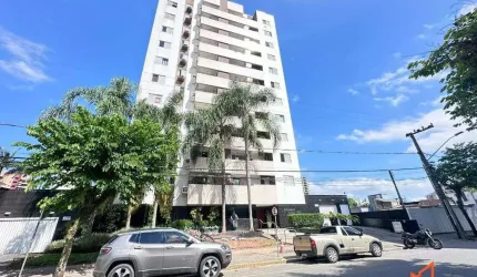 Apartamento com 3 quartos no Centro em Joinville