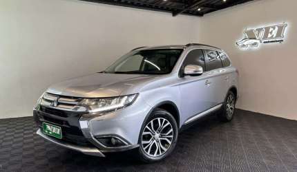 Mitsubishi outlander 2.2 165cv diesel aut.  - prata - 2015/2016