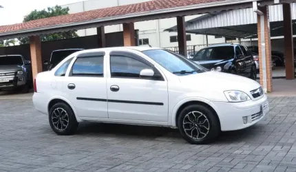 Chevrolet corsa sedan 1.8 mpfi flexpower 8v 4p - branca - 2004/2004