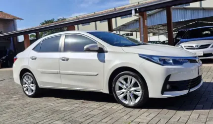 Toyota corolla xei 2.0 flex 16v aut.  - branca - 2017/2018