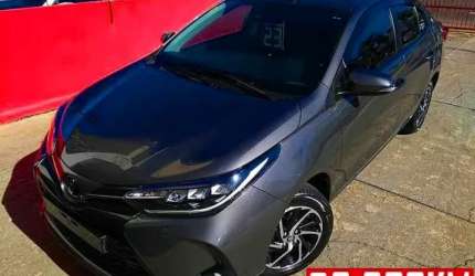Yaris sedan xls-top *20.000km