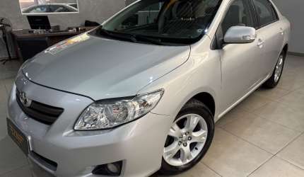 Corolla xei 2.0 flex ano 2011 câmbio automático, central multimídia, câmera de ré 